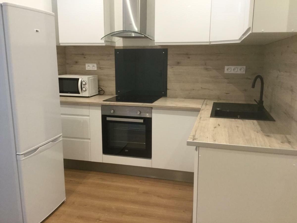 3 Chambres En Lit Double, 6 Personnes, Dans Appartement Entierement Renove, 70 M2 , Wifi,Climatisation, Tres Calme , Tout Equipe,Lit Bebe Клермон-Ферран Экстерьер фото