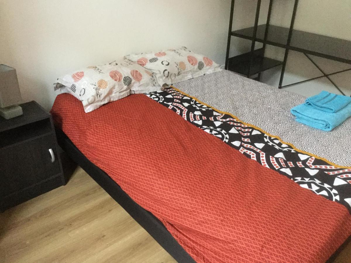 3 Chambres En Lit Double, 6 Personnes, Dans Appartement Entierement Renove, 70 M2 , Wifi,Climatisation, Tres Calme , Tout Equipe,Lit Bebe Клермон-Ферран Экстерьер фото